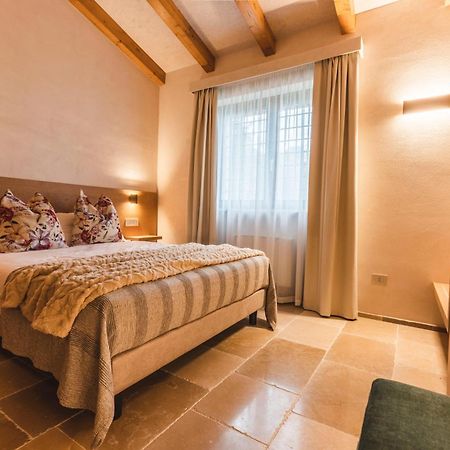 Borgo Vinceri Villa Lucera Exteriör bild