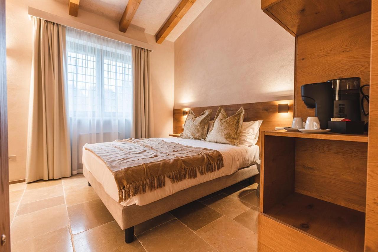 Borgo Vinceri Villa Lucera Exteriör bild
