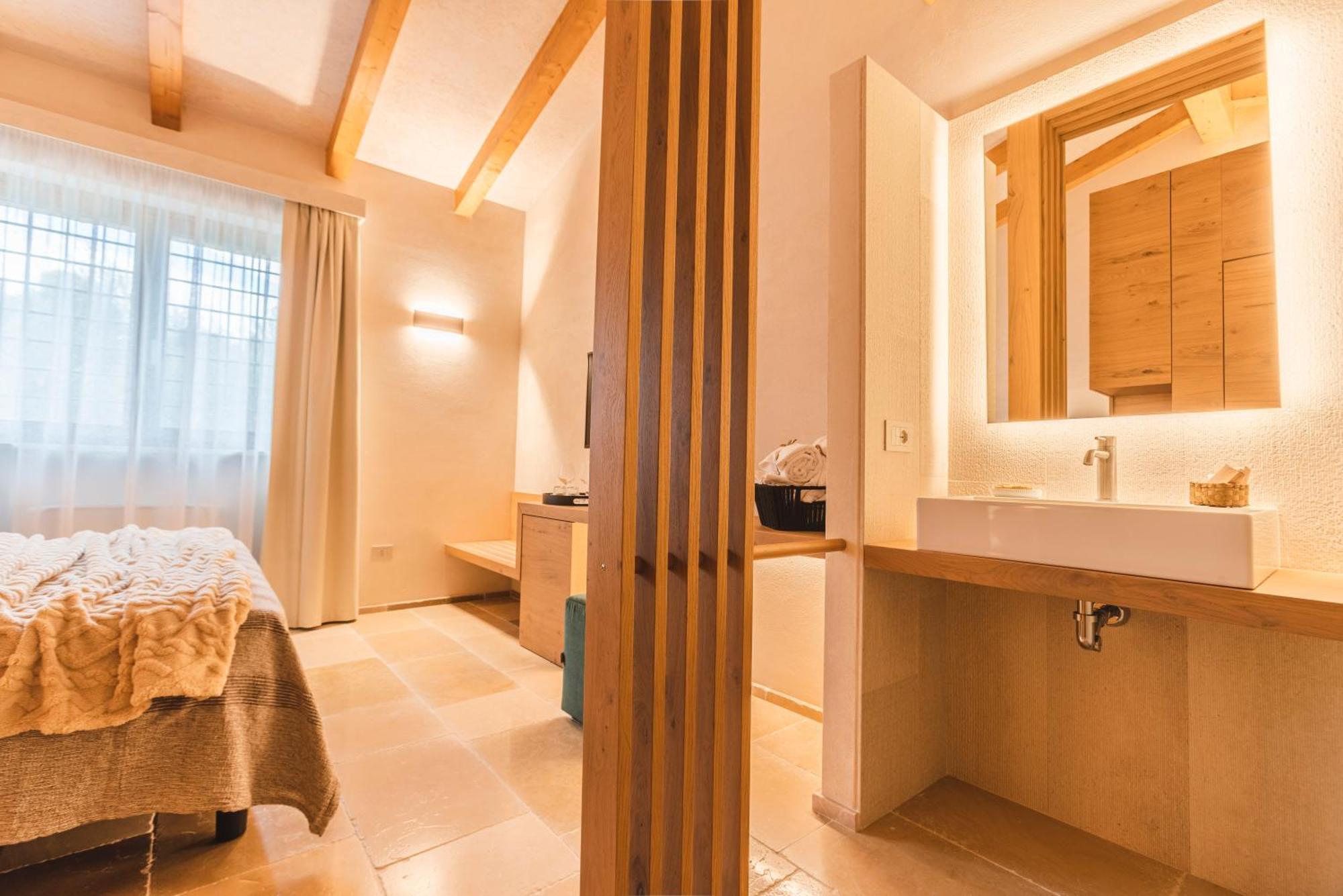 Borgo Vinceri Villa Lucera Exteriör bild